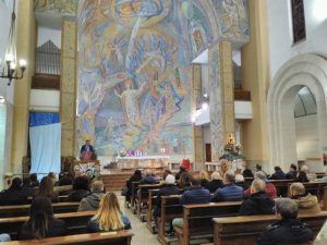 Saluto vescovo Santoro a CISL Taranto Brindisi a dicembre 2019