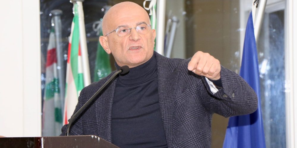 Solazzo (Cisl): deindustrializzazione, virus senza vaccino che non deve contagiare anche Brindisi